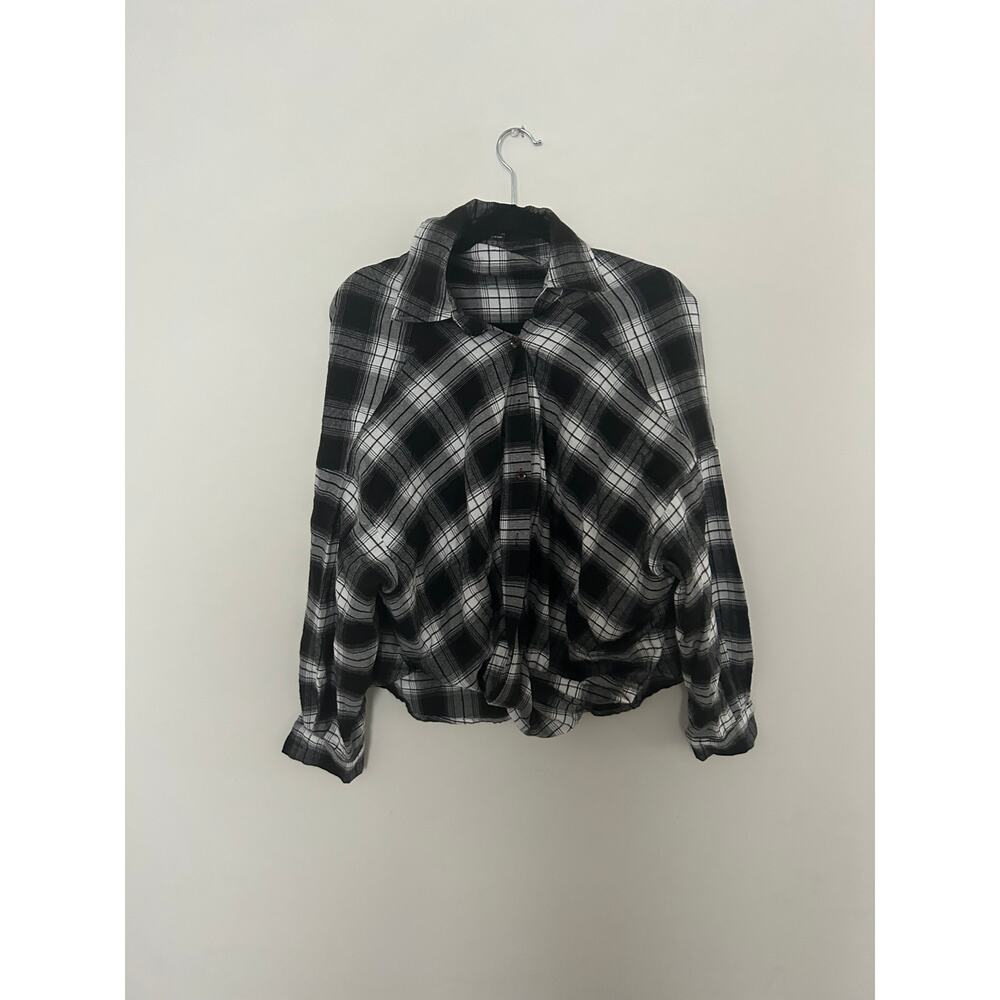 Shein Button Down Twisted Front *M*